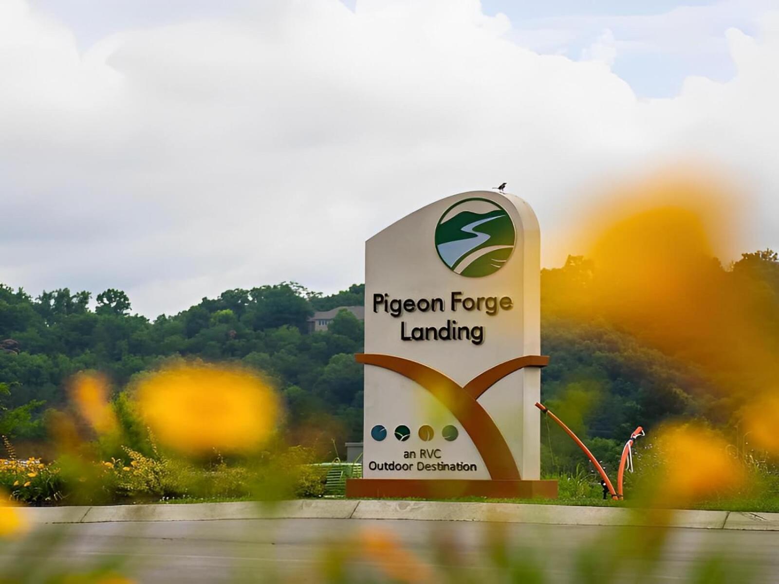 Pigeon Forge Landing Rv Resort Exteriör bild